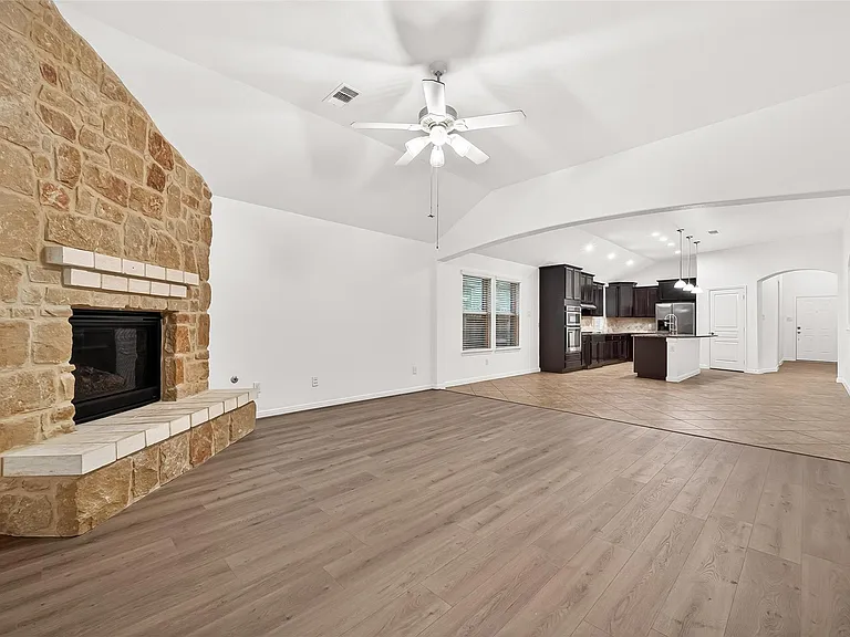 4907 Harper River Ct — Photo 6