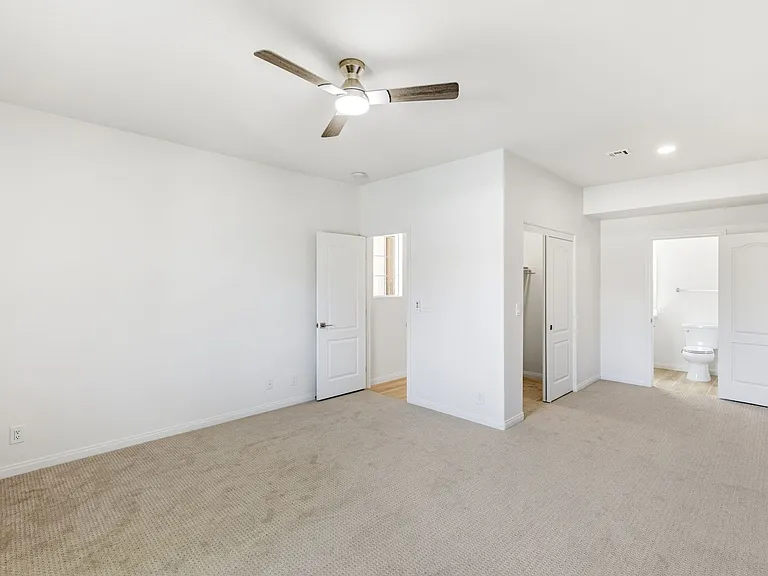 10606 Zingali Ct — Photo 3