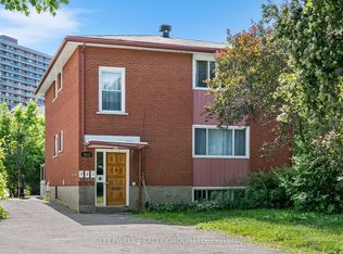2628 Don St #3, Ottawa, ON K2B 6Y3