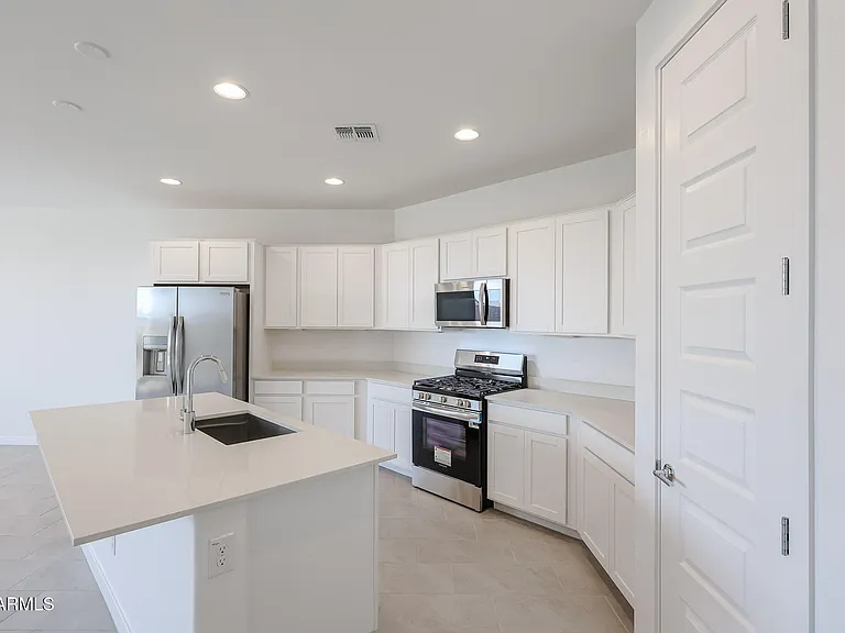 7841 W Staghorn Rd — Photo 3