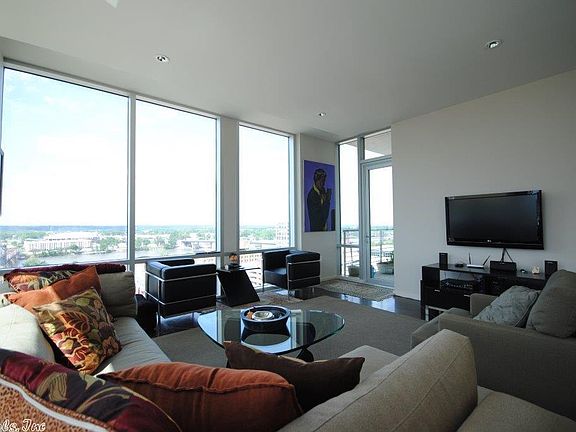 3rd image of 315 Rock St APT 1401