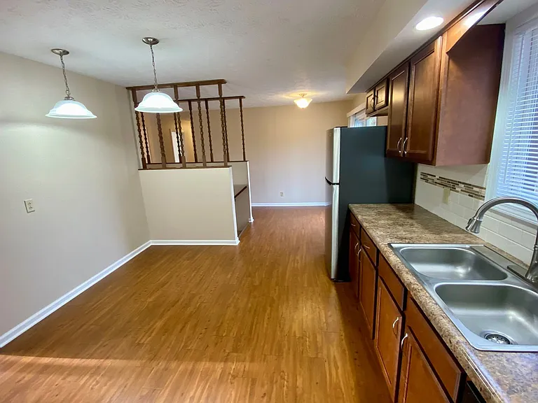 3925 Halehaven Dr — Photo 12