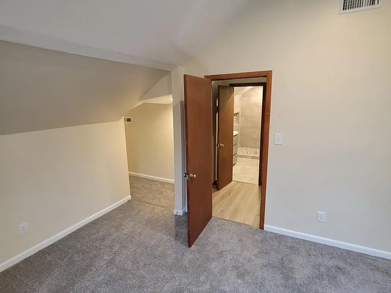 1047 N Coolidge Ave — Photo 44