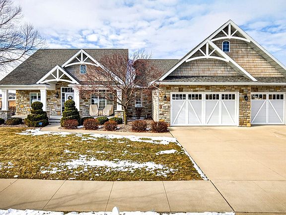 4th image of 5667 N Summerland Dr