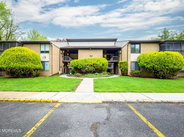 23 Meadow Green Circle #K, Manalapan, NJ 07726
