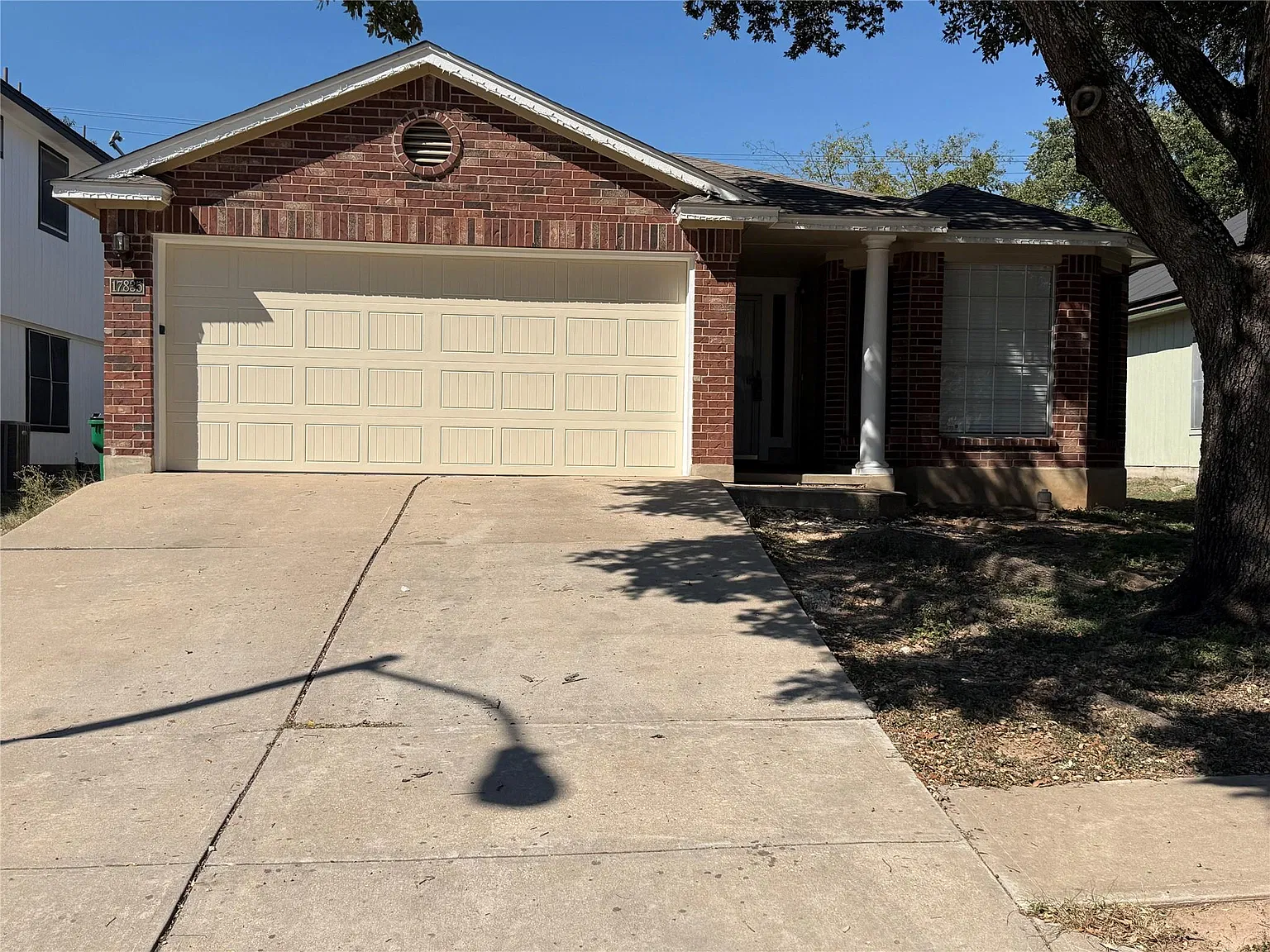 3 bed, 2.0 bath, 1299 sqft, $1,850 — Photo 1