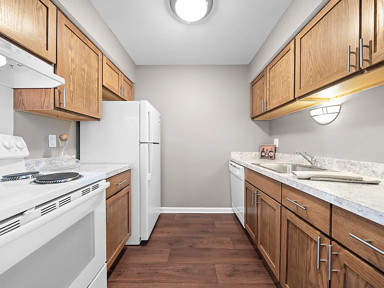 Spacious Kitchen at Lakeside Village Apartments Clinton Township MI