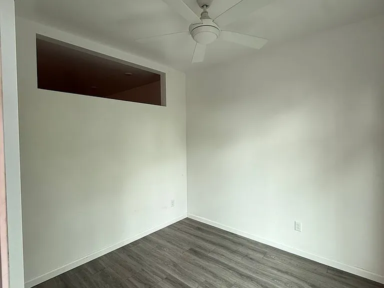 601 Robin Ln — Photo 7