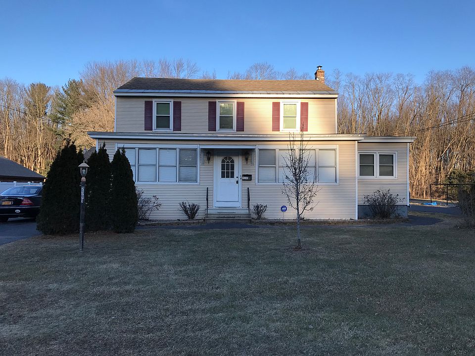 2nd image of 2391 Curry Rd