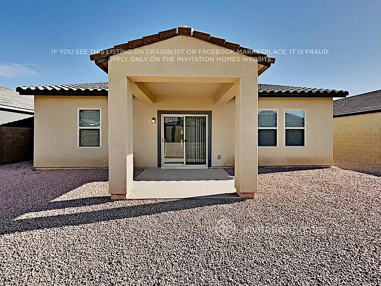 2702 E Omega Dr — Photo 18