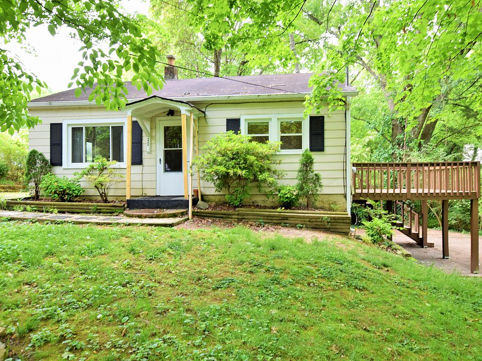 1st image of 6117 Wade Ln