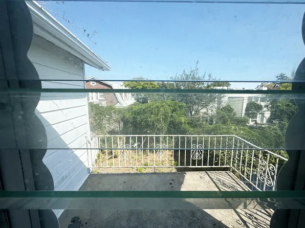 251 Amherst Street image 10 of 22