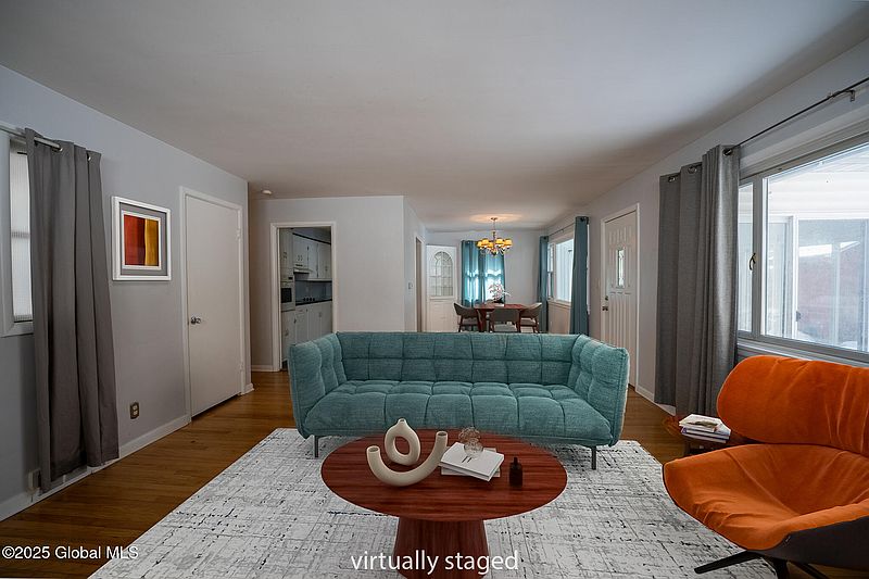 5th image of 465 Ontario Street