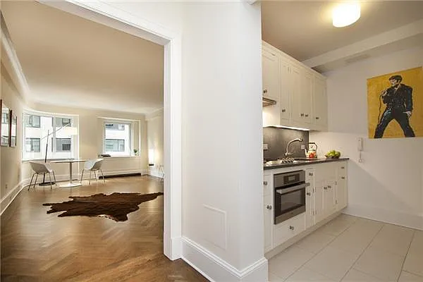 Rented by R New York | media 57