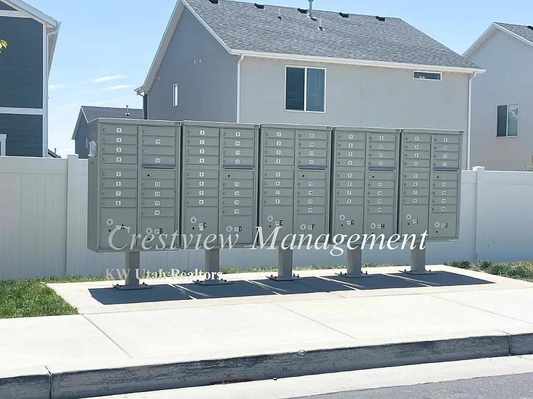 2803 N Airmen Ave — Photo 15