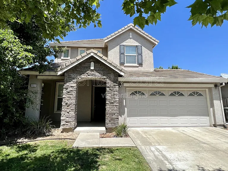 459 Jacobs Dr — Photo 1