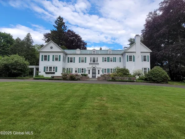 2125 Rosendale Road, Schenectady, NY 12309