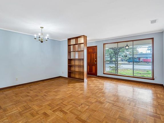 4th image of 2823 Kabel Dr