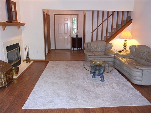 3rd image of 2748 E Enchanted Lake Blvd