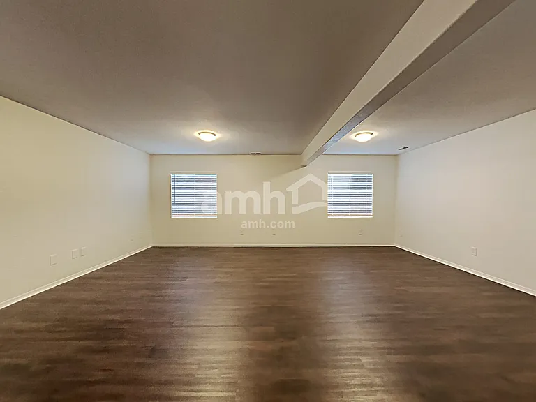 5052 Sacred Feather Dr — Photo 15