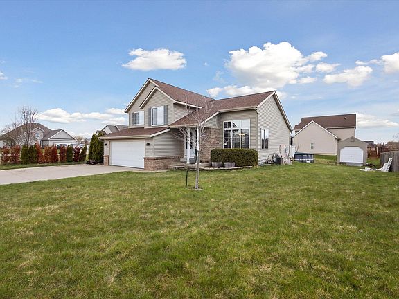 4th image of 2063 Hartstone Dr SE
