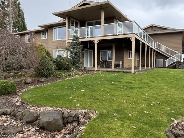 19774 Grade Rd SE, Silverton, OR 97381