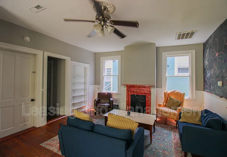 208 Calhoun St #B — Photo 11