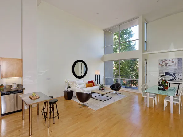 1007 41st St APT 324, Oakland, CA 94608