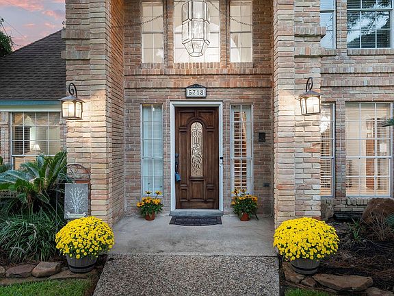 5th image of 5718 Glenmere Ln