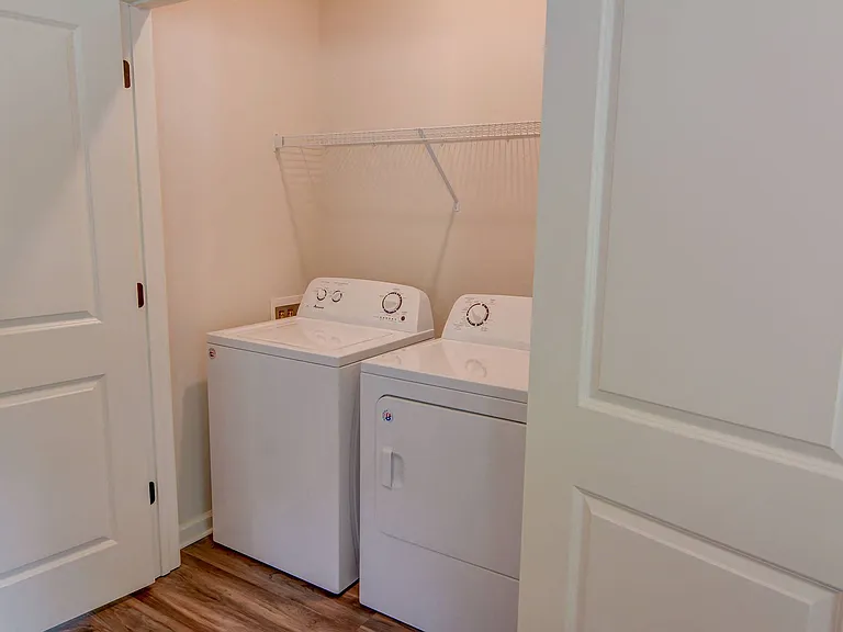 Oakwood Commons By Stella Homes — Photo 23