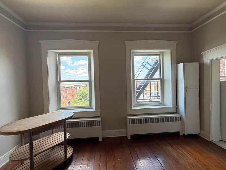 719 Washington Pl #3 — Photo 17