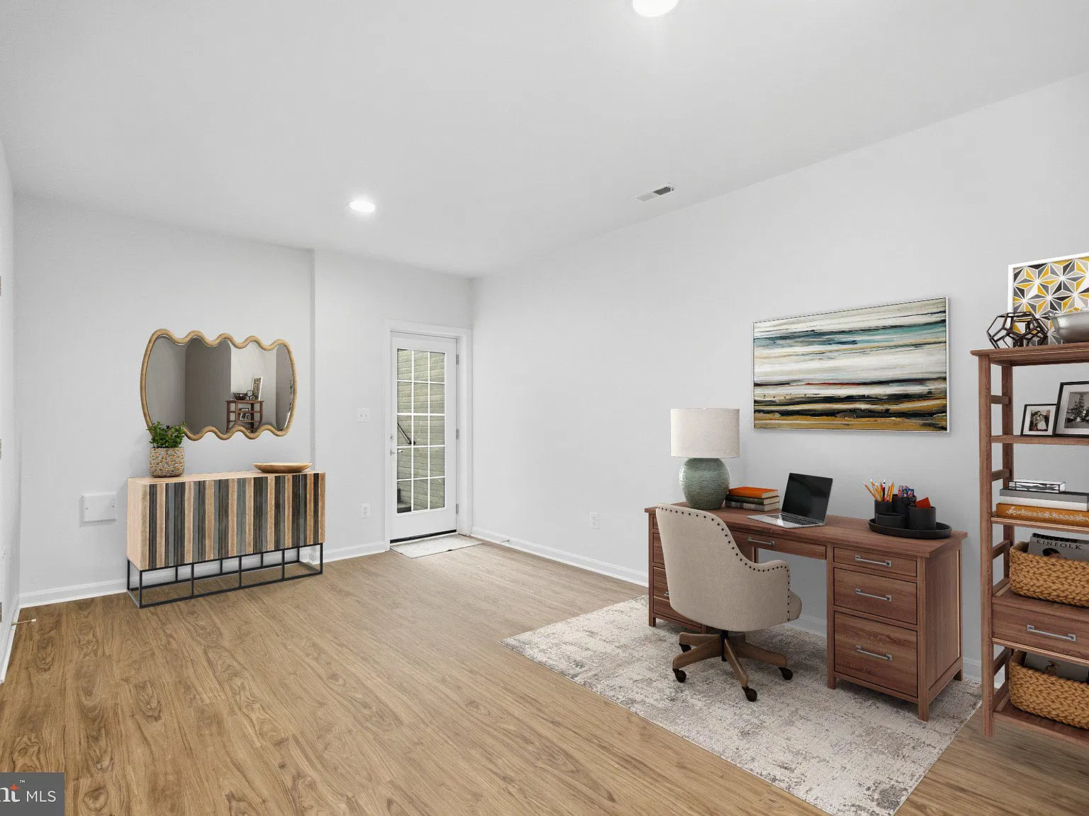 1 bed, 1.0 bath, 931 sqft, $1,900 — Photo 2
