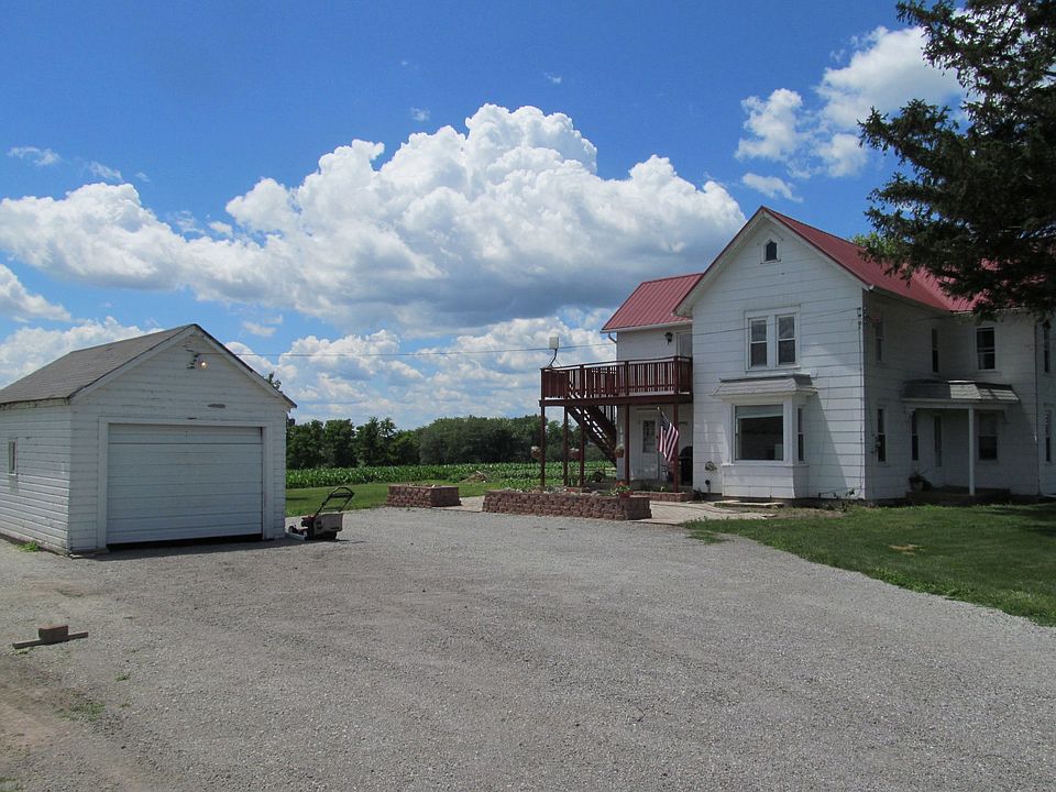 East side of house. Driveway