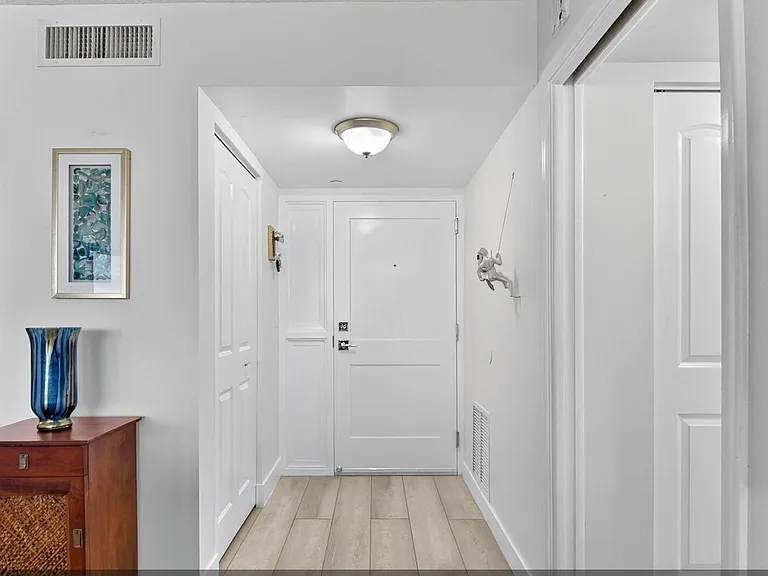 3400 N Ocean Dr #405 — Photo 14