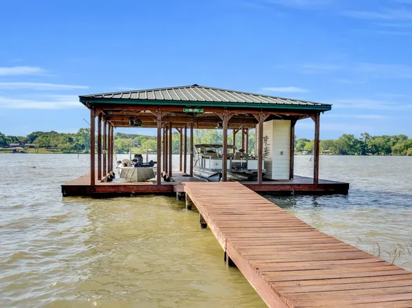 149 Willowcrest, Waxahachie, TX 75165