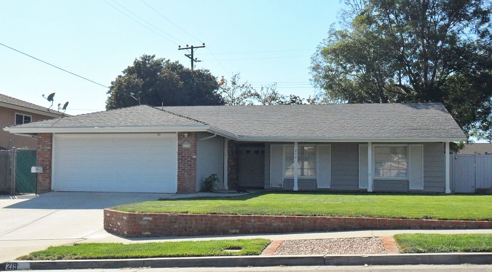 1st image of 219 Regis Ave