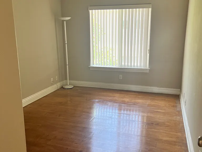 12488 Orgren Ct — Photo 5