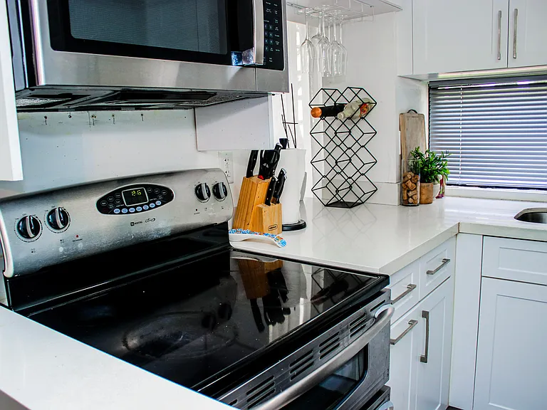 17011 N Bay Rd #104 — Photo 7