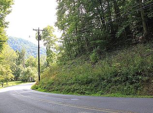 Cartertown Rd, Gatlinburg, TN 37738
