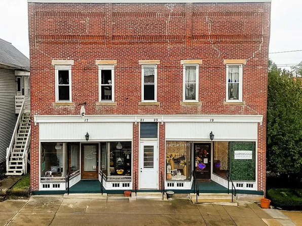 19 W Main St, Centerburg, OH 43011