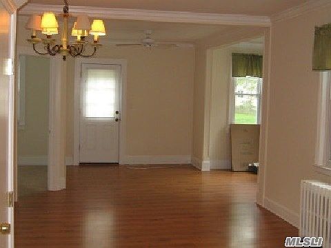 5th image of 9 Valleywood Dr