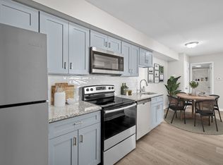 1800 San Luis Dr #81E21EAF8, Saint Louis, MO 63138
