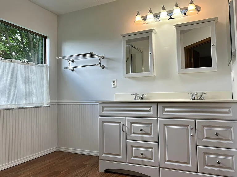 758 N Starr Dr — Photo 30
