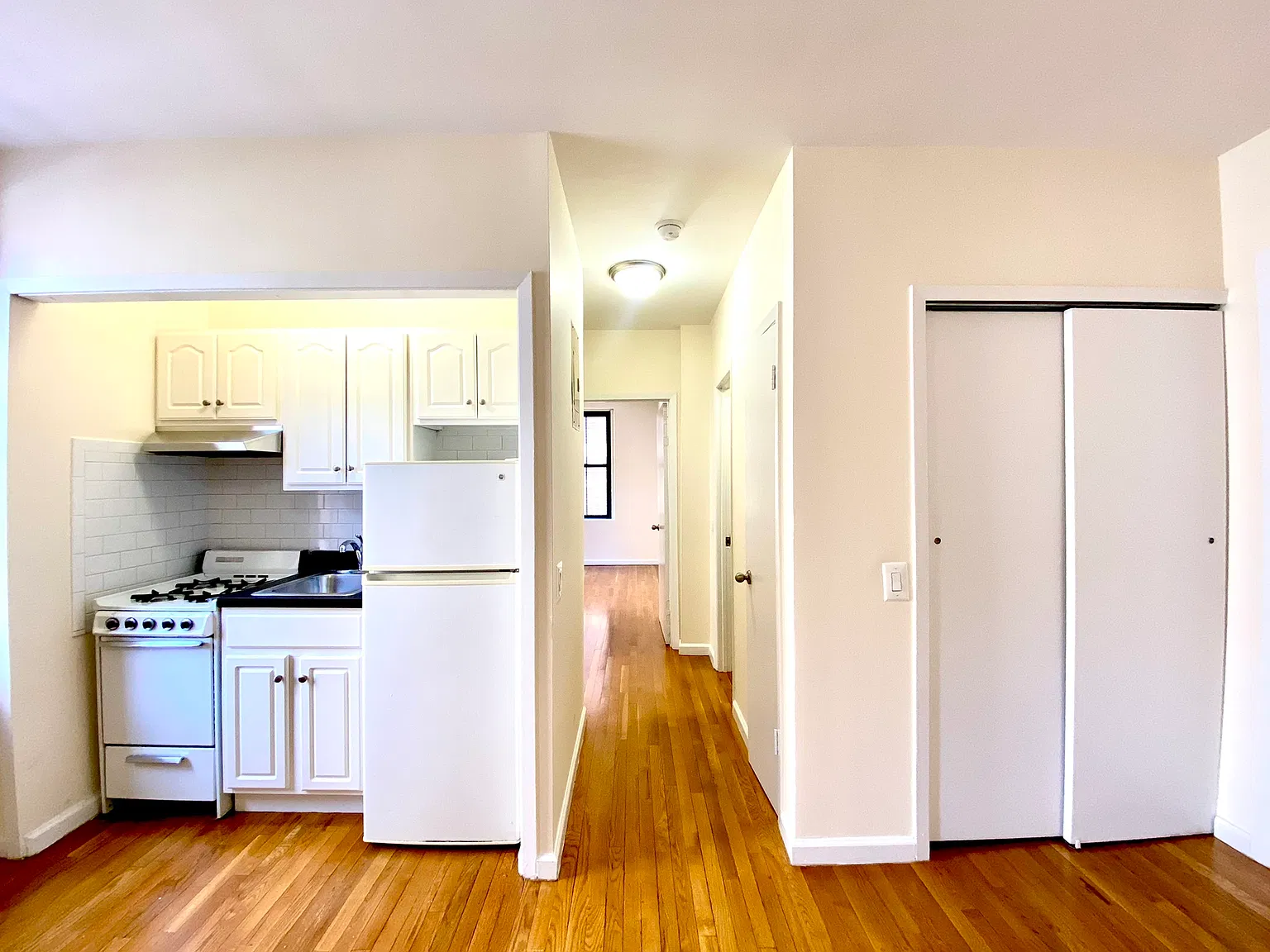 502 East 79th Street — Photo 4