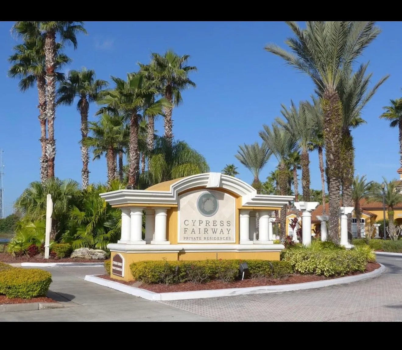 2 bed, 1043 sqft, $1,600 — Photo 3
