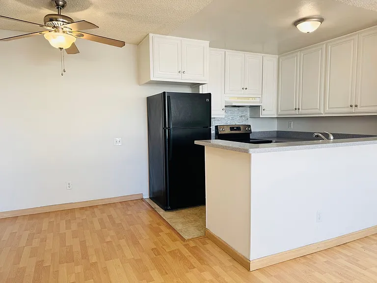 3549 Castle Glen Dr #231 — Photo 3