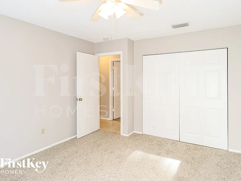 814 Yacolt Rd SE — Photo 10