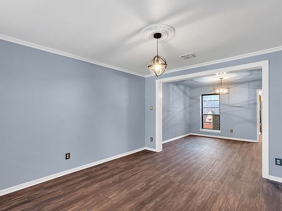 4th image of 9223 Tooley Dr