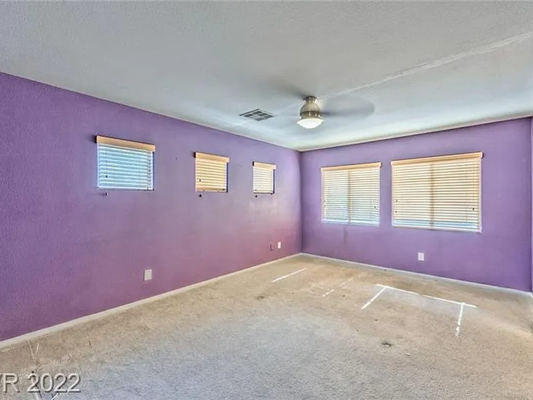 9501 Wooded Heights Ave — Photo 8