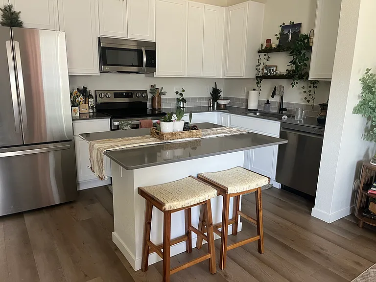 436 Condor Way — Photo 2